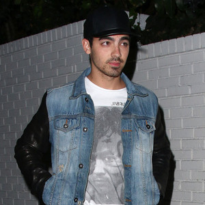 Kevin Jonas, Joe Jonas, sober coach, Mike Bayer Kevin Jonas, Joe Jonas, sober coach, Mike Bayer